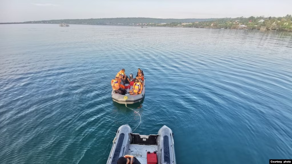 Berita VOA Indonesia : Kecelakaan Kapal di Buton, Sedikitnya 15 Tewas, 19 HilangBerita VOA Indonesia :