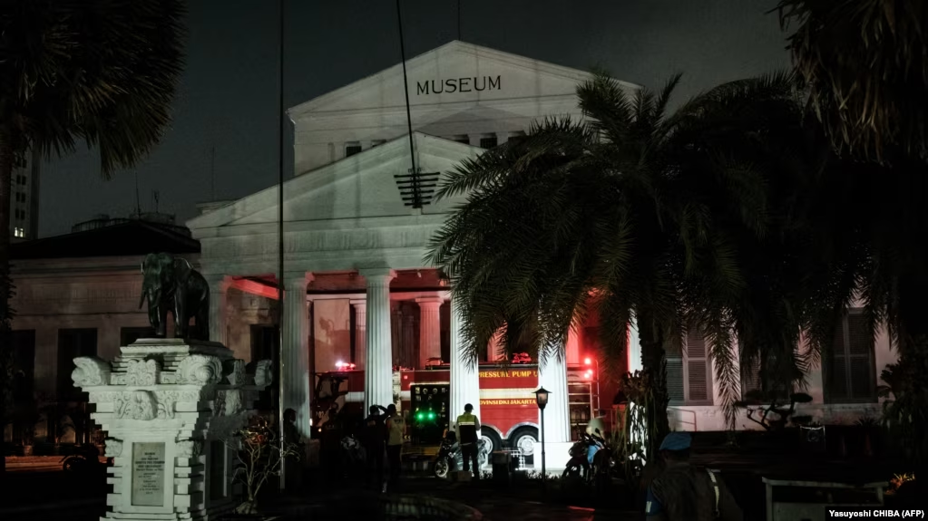 Si Jago Merah Lalap Museum Nasional