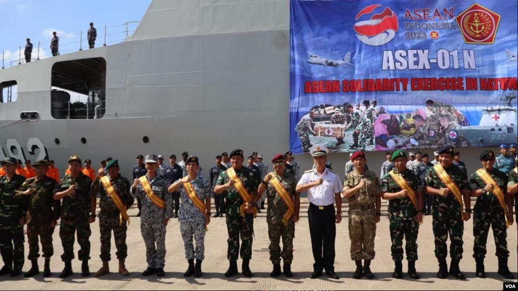 Latihan Bersama ASEAN Dibuka, China Tegaskan Sikap atas Laut China Selatan  