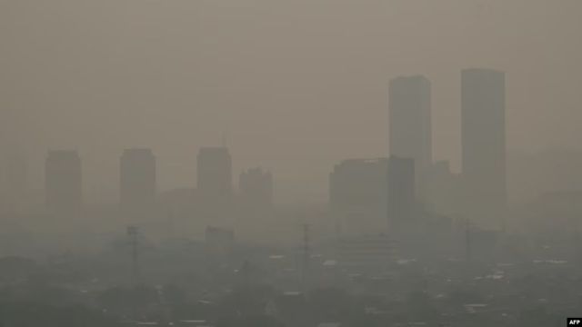 Polusi Kendaraan, Pembakaran Sampah, dan PLTU Batu Bara Cekik Warga Jakarta