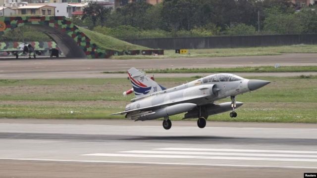 Kemenhan Bantah Tudingan Korupsi dalam Rencana Pembelian Mirage Bekas