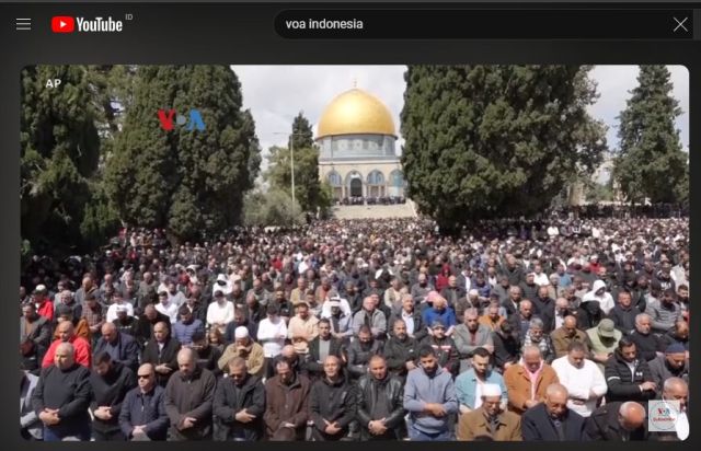Ribuan Muslim Tetap Padati Al-Aqsa di tengah Pembatasan Selama Ramadan