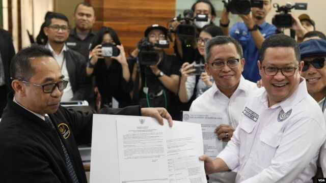 Tim Hukum AMIN Resmi Daftarkan Gugatan Hasil Pilpres 2024 ke MK, Minta Pemilu Diulang Tanpa Gibran