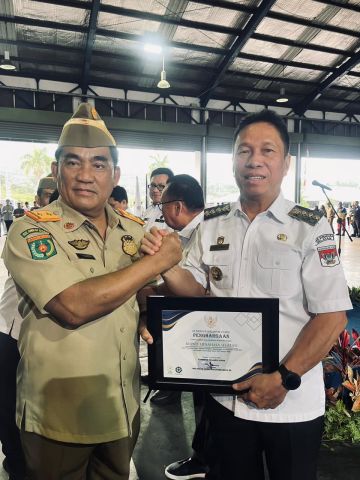 Minsel HEBAT! Bupati Franky Wongkar Sabet Penghargaan K3 Bergengsi dari Gubernur Sulut